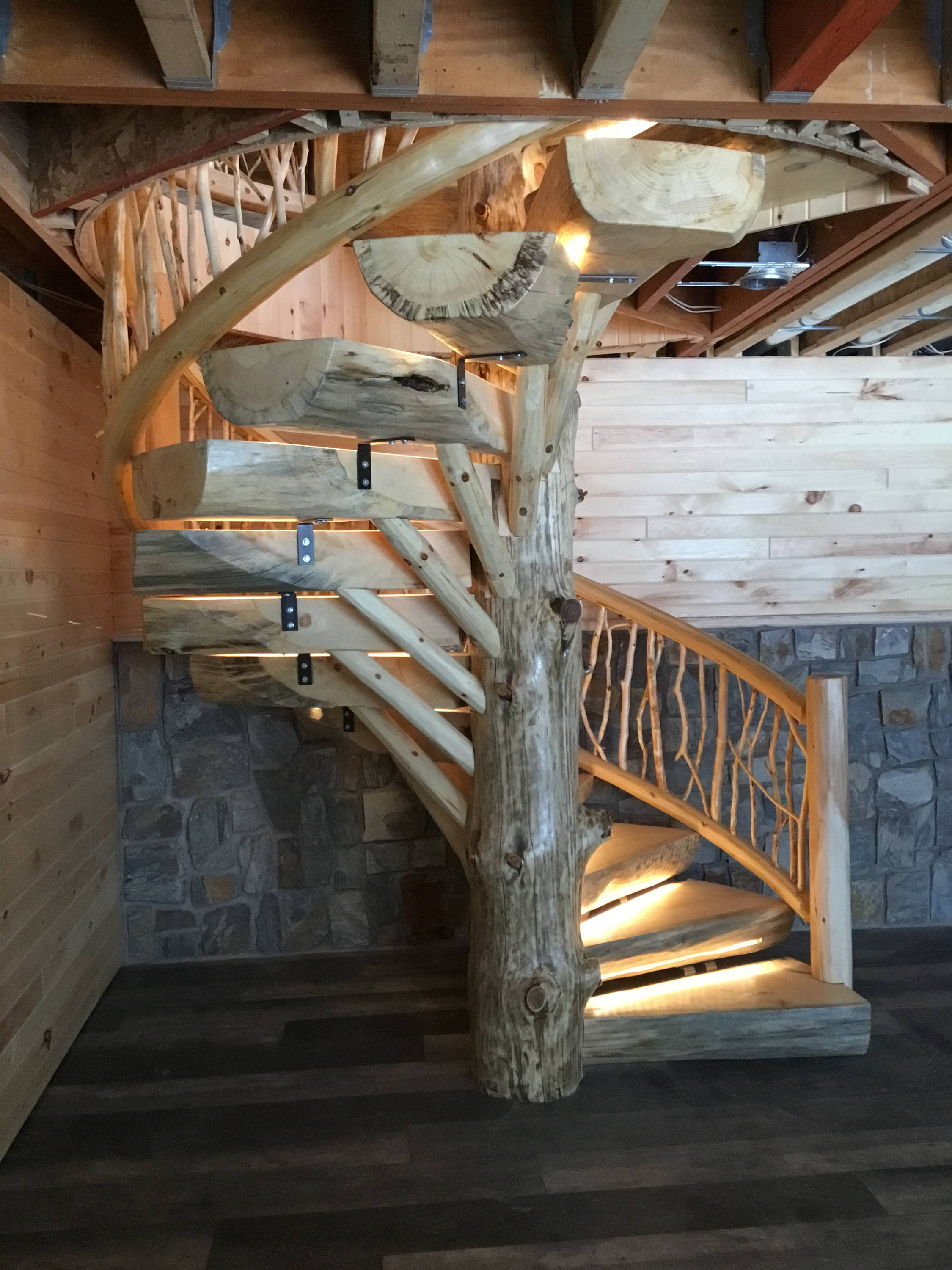 Spiral Log Stairs with Lighted steos