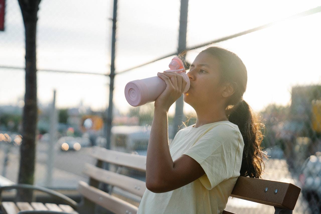 Green tips - use reusable water bottles