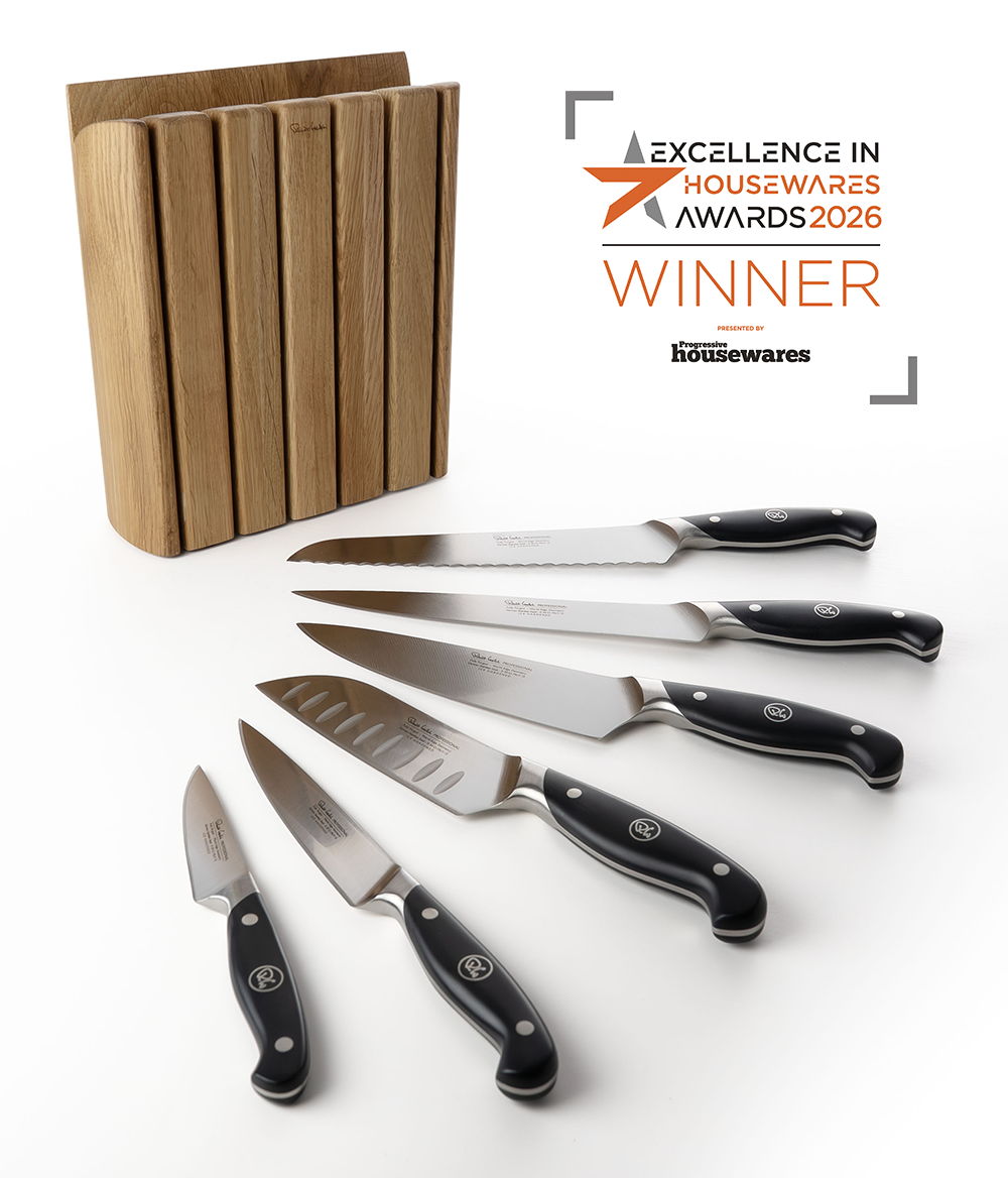 Professional Book Oak Knife Block Set and award label for excellence in housewares.