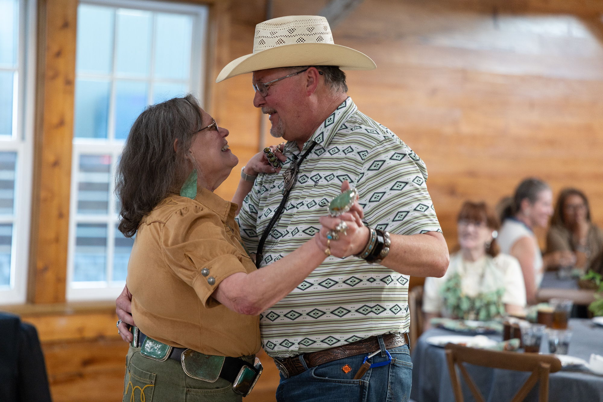 Lauri and Jerry Williams dancing the night away after dinner at the 2025 Addiction Meet Up