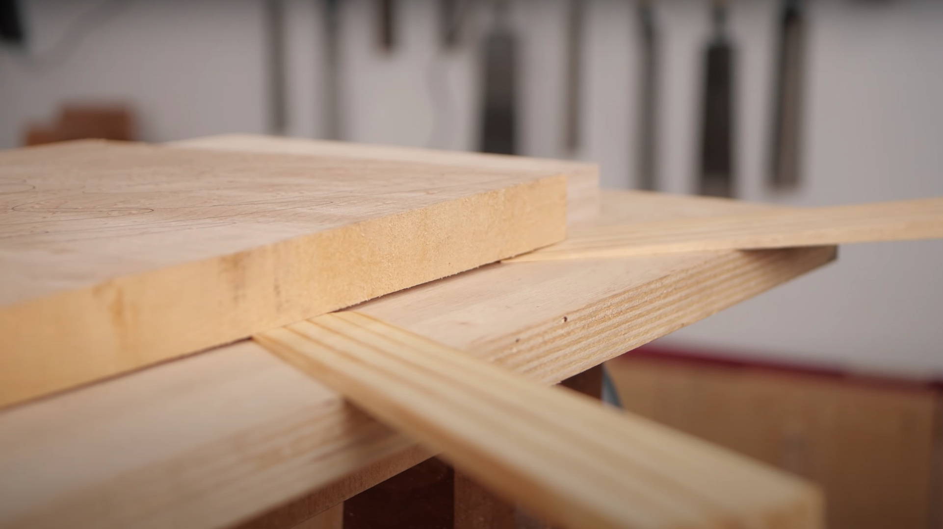 Using shims on a planer jointing jig