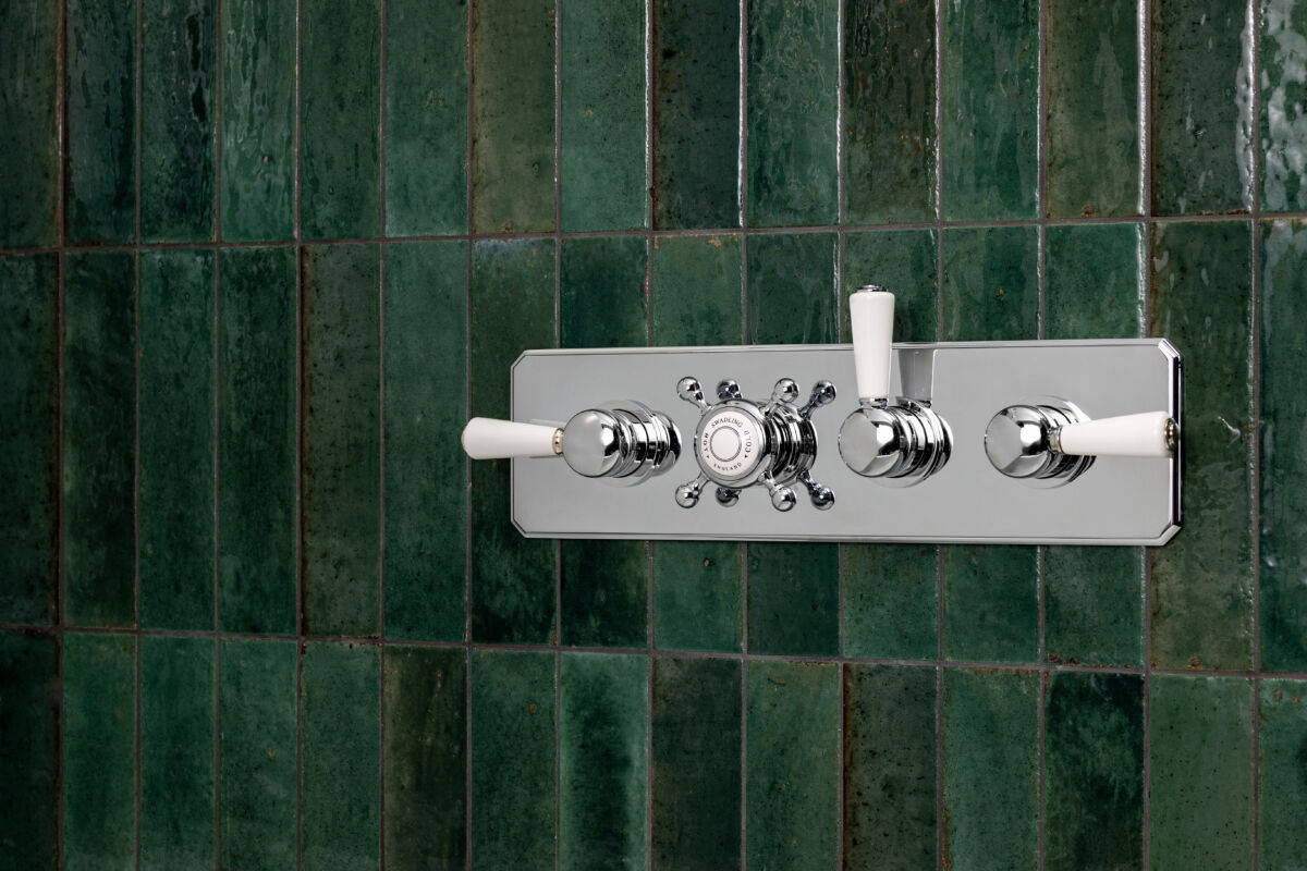 Triple Controlled Thermostatic Shower Mixer