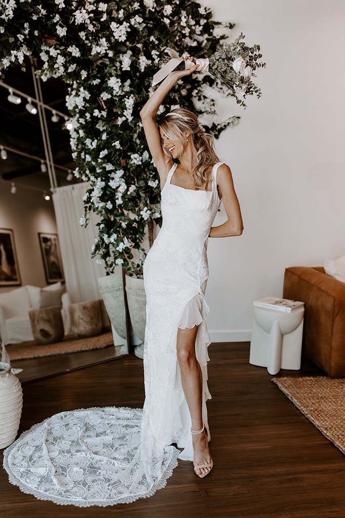 Novia con el vestido Carmen