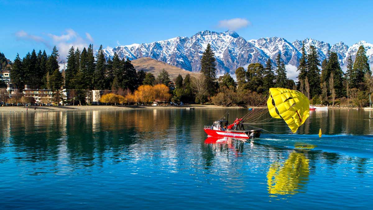 Paragliding Queenstown, NZ