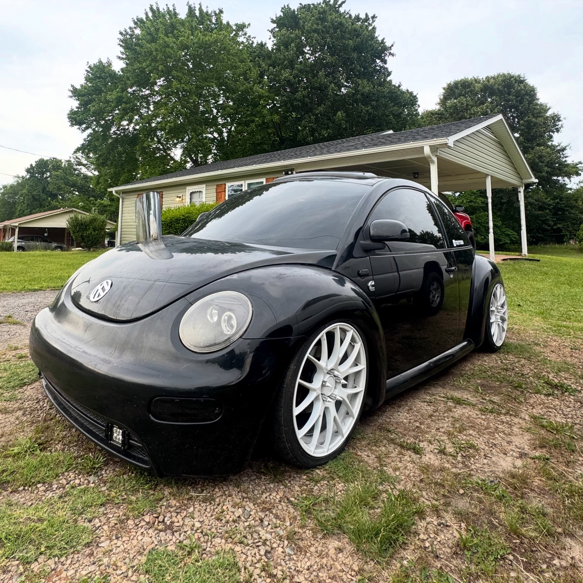 2000 Volkswagen Beetle Turbo Diesel with HornBlasters Outlaw Train Horn installed