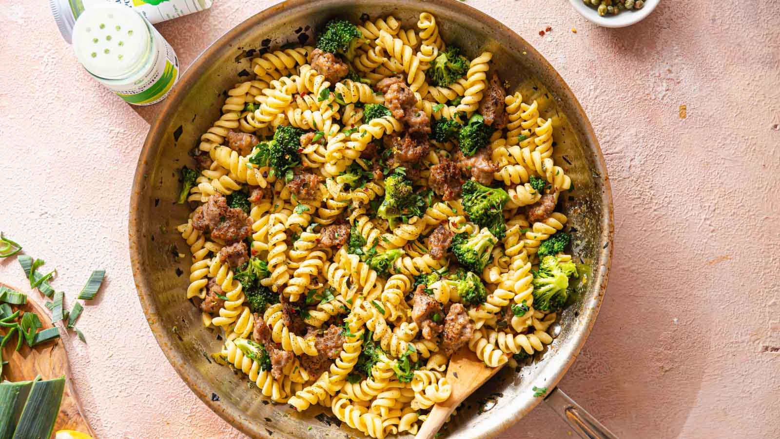 Gourmend recipe for low fodmap broccoli sausage pasta