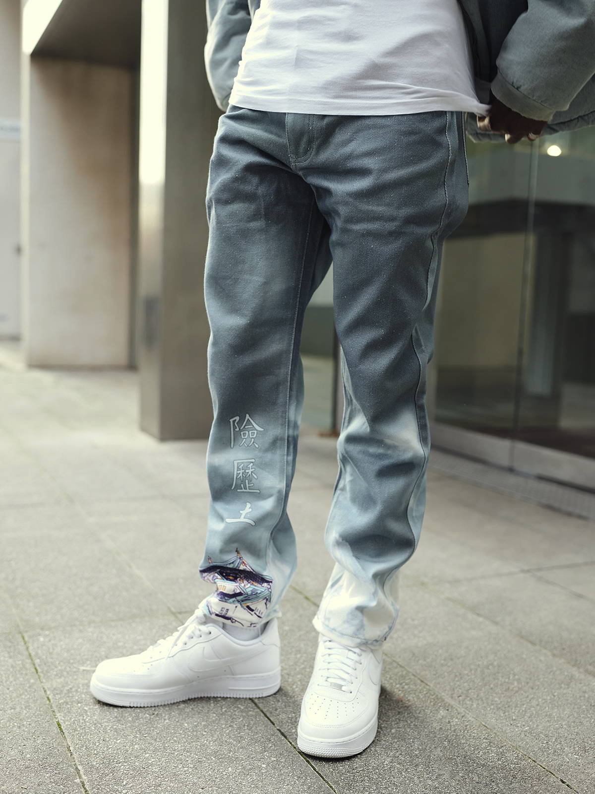 AW22 clothing style