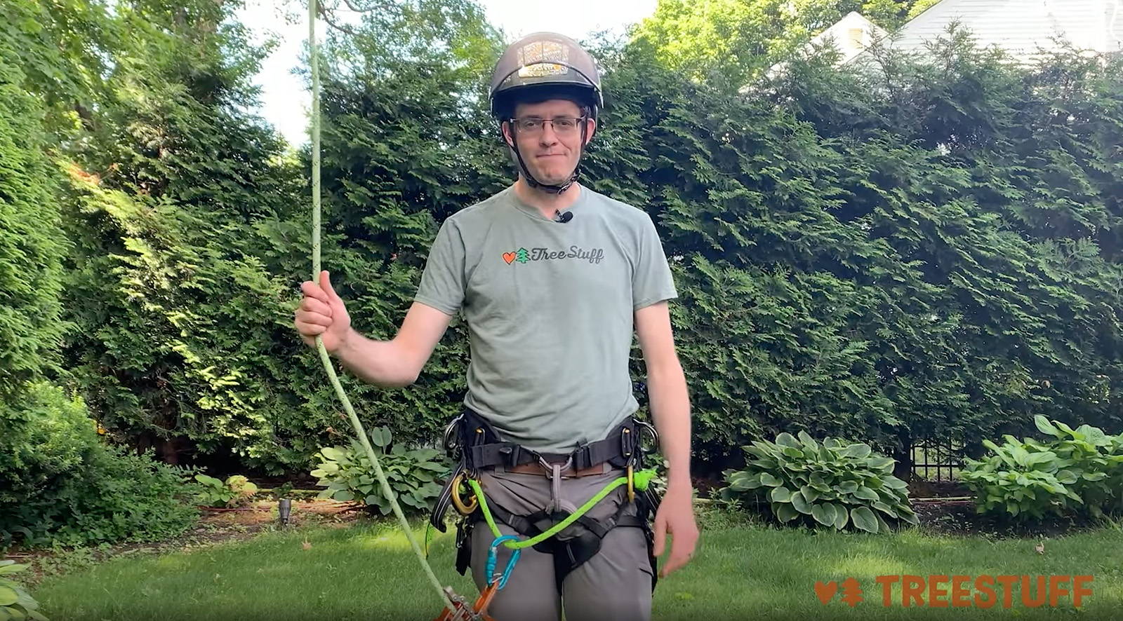 Arborist's Guide to the Best Tree Climbing Harness 