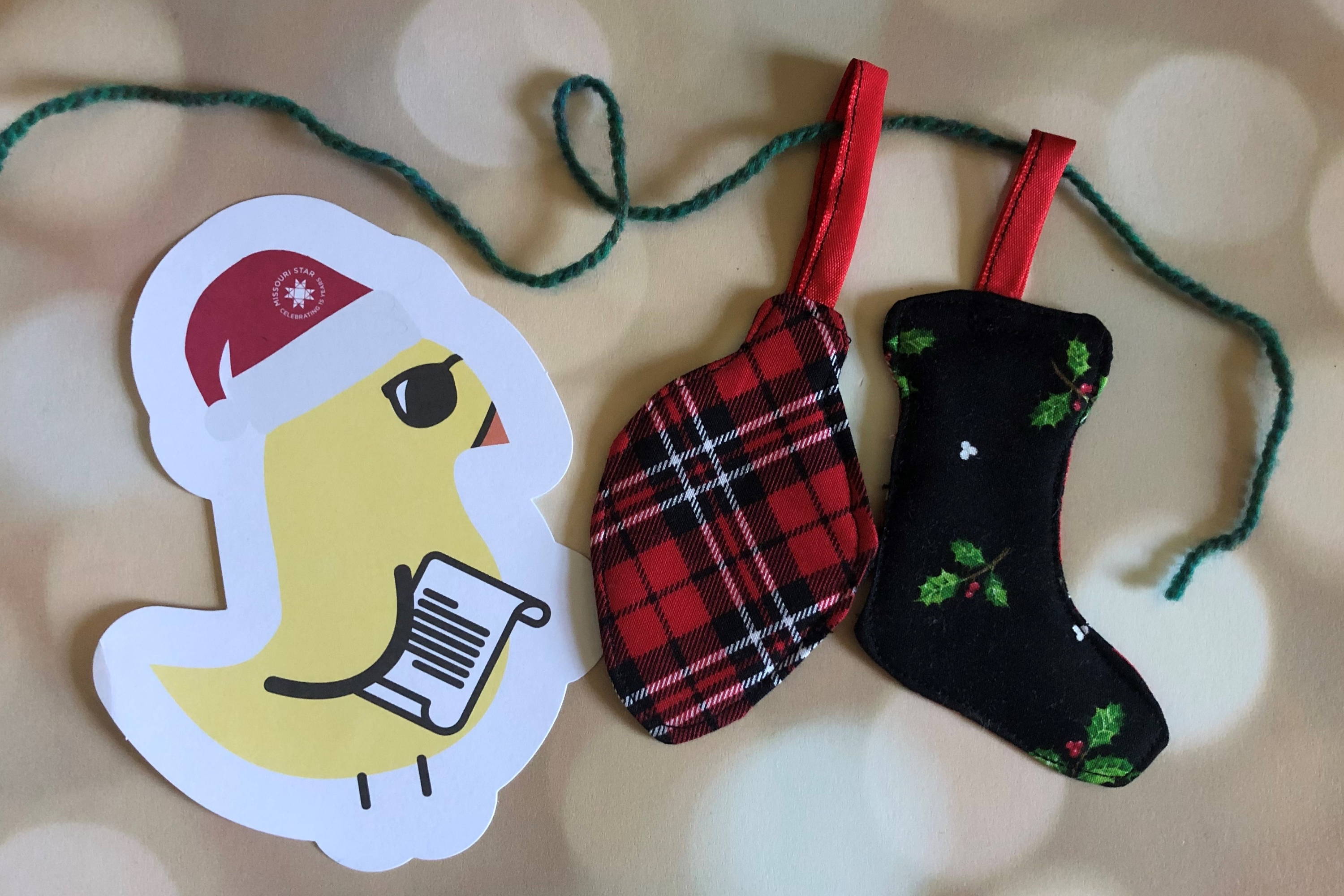 use holiday templates to sew your own DIY Christmas ornaments