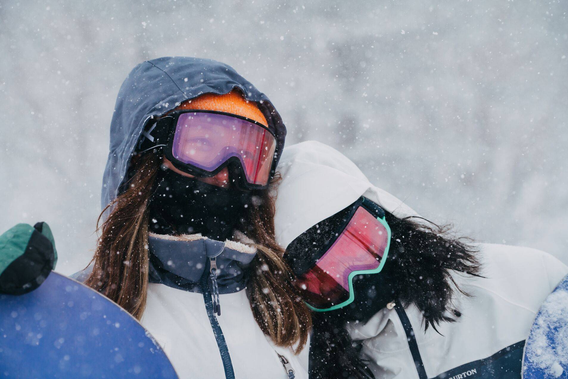Choosing the right snow goggle lens
