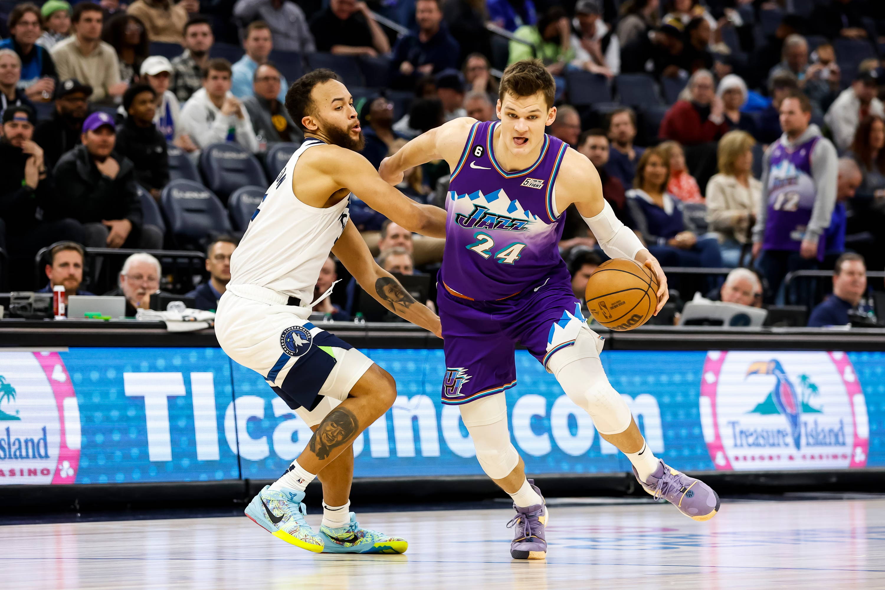 How can Utah Jazz rookie Walker Kessler fill Rudy Gobert's role in the NBA?