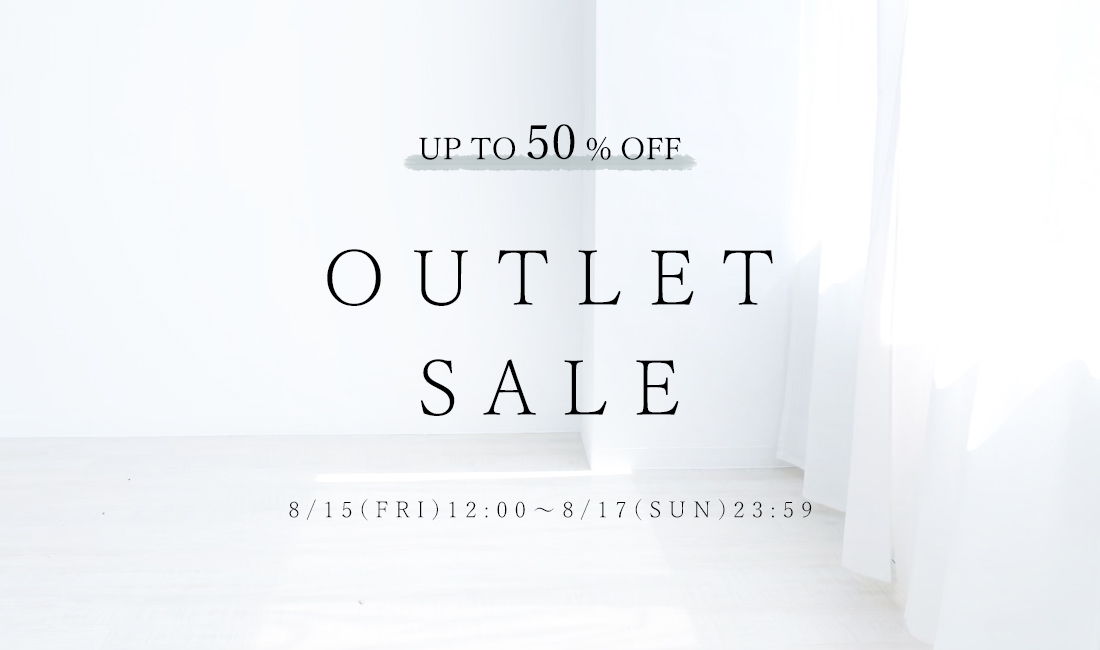 Text promoting an outlet sale with a light background.
