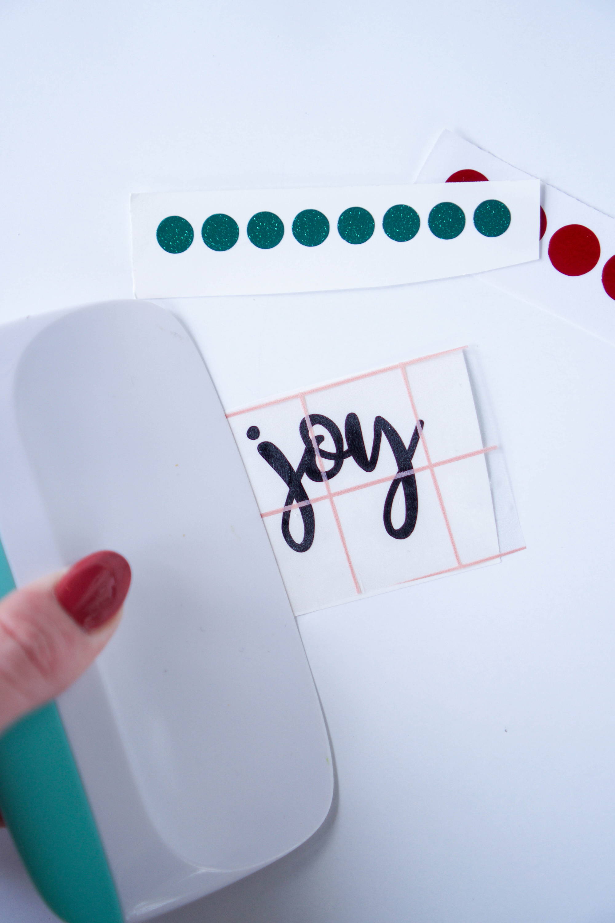 DIY Christmas Ornament Ideas Heat Transfer Vinyl on Wood and Adhesive