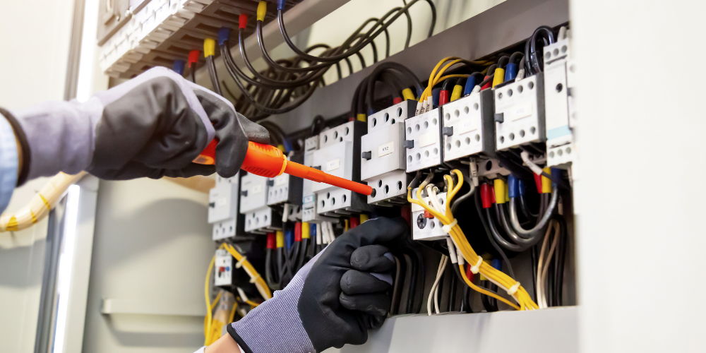 Industrial facility services