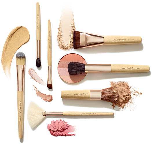 clean makeup brushes and makeup swatches