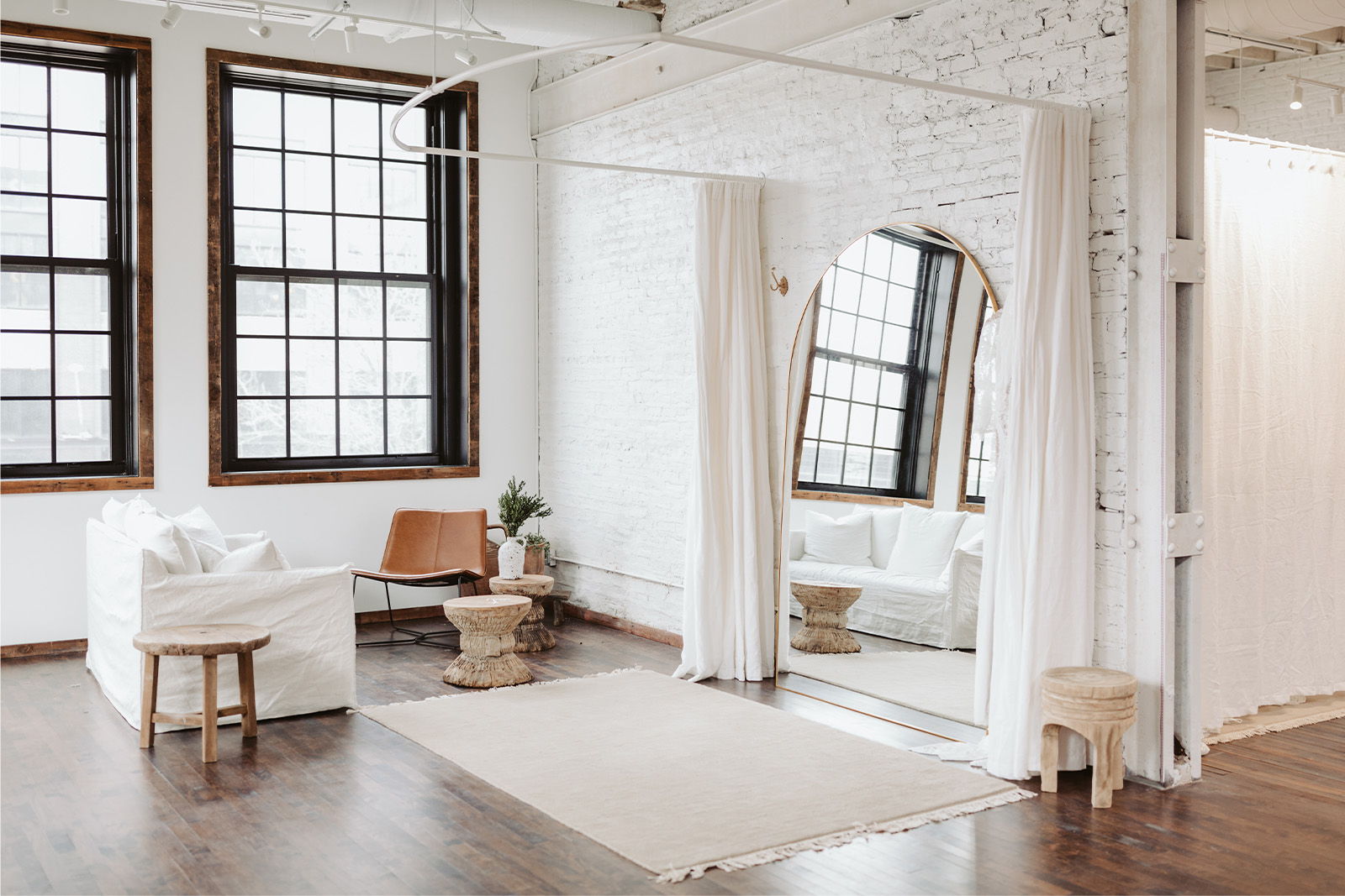Grace Loves Lace Bridal Boutique in Chicago