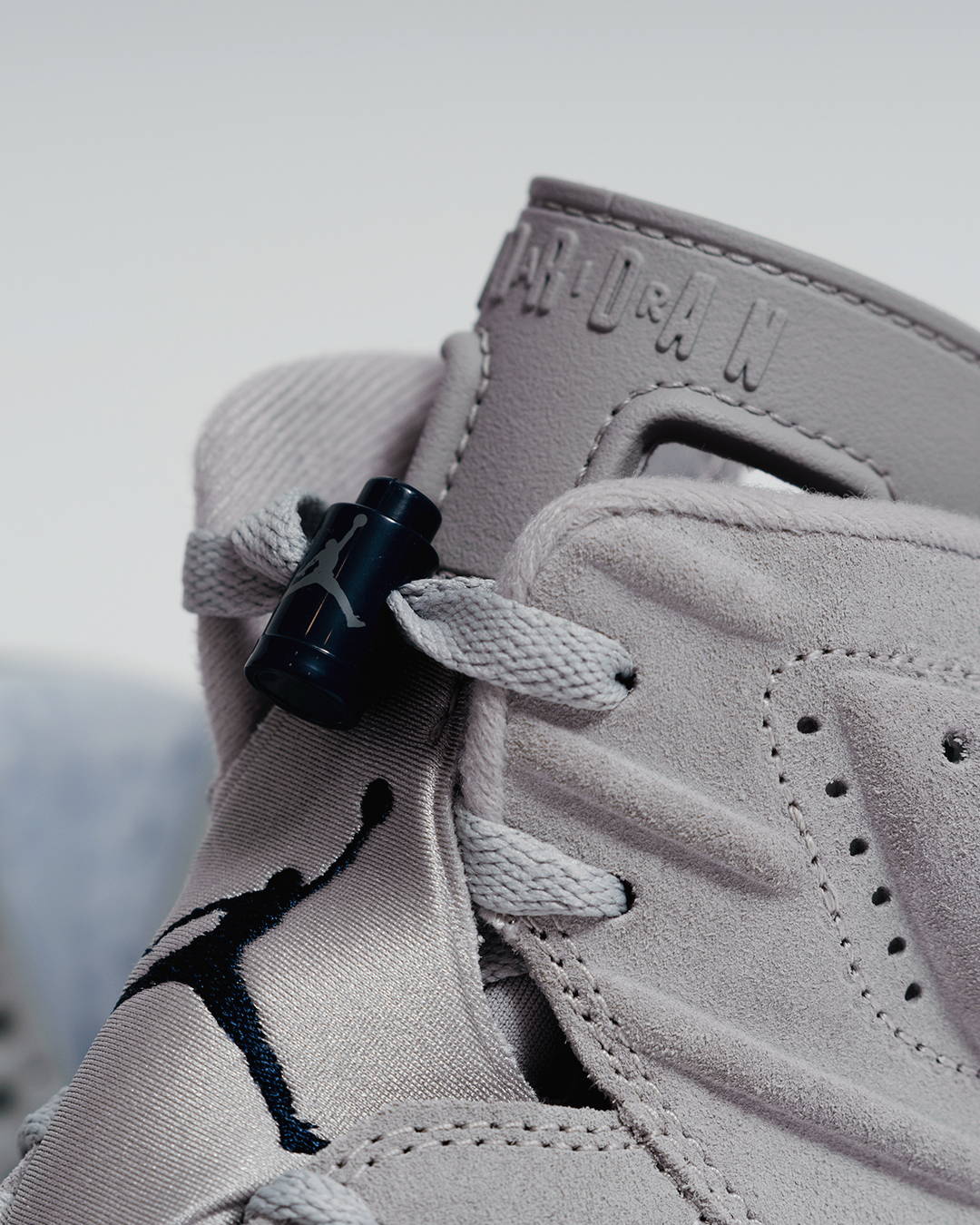 shoe lace shot of aj6 retro georetown