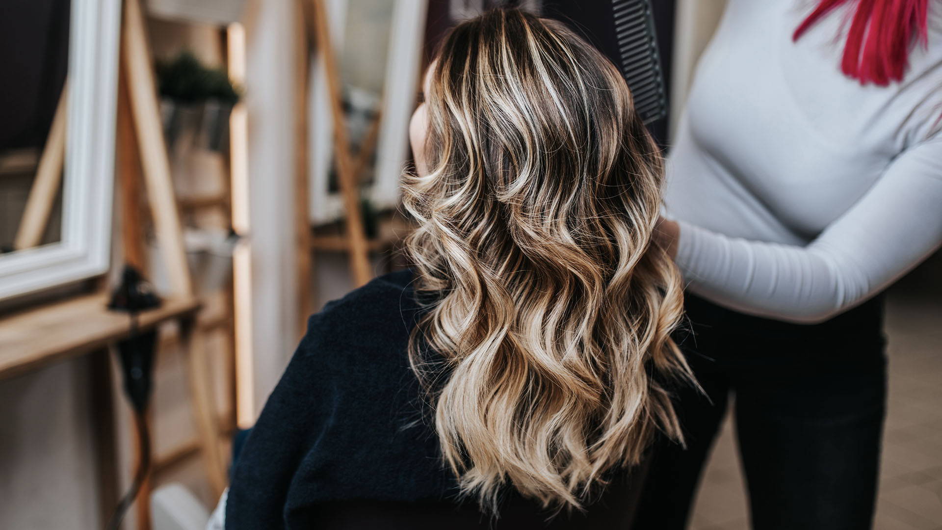 Beige Blonde Balayage on Short Hair: Inspiration and Tips - wide 5