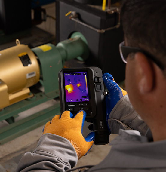  FLIR iXX Industrial thermal camera