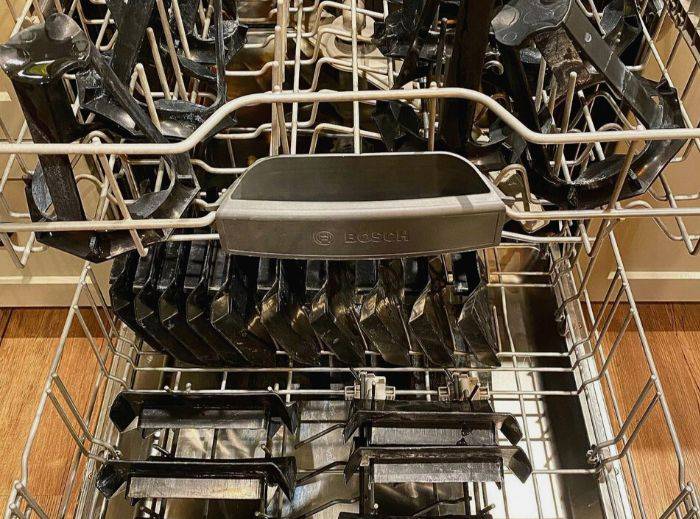 image of hydropod inside dishwasher