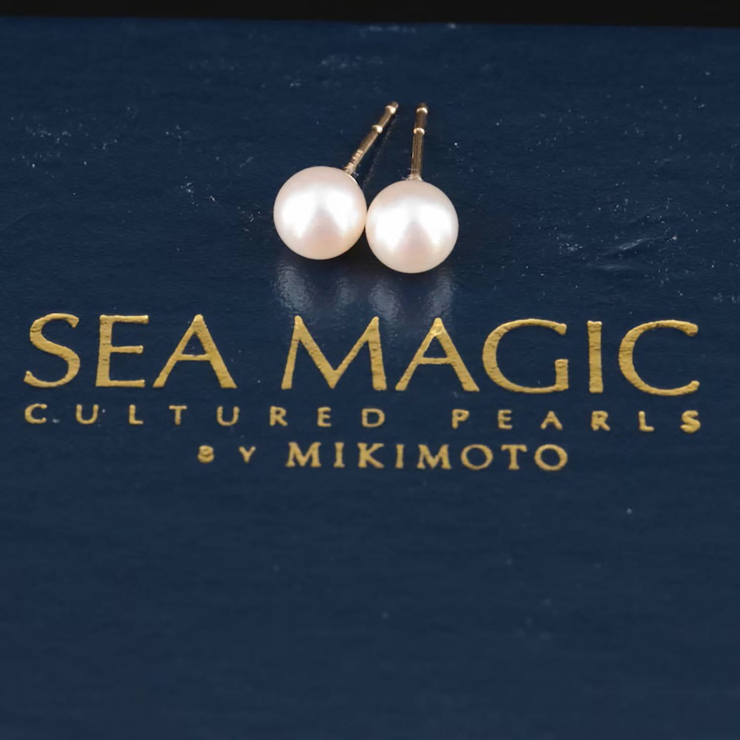 What are Sea Magic Pearl Earrings 