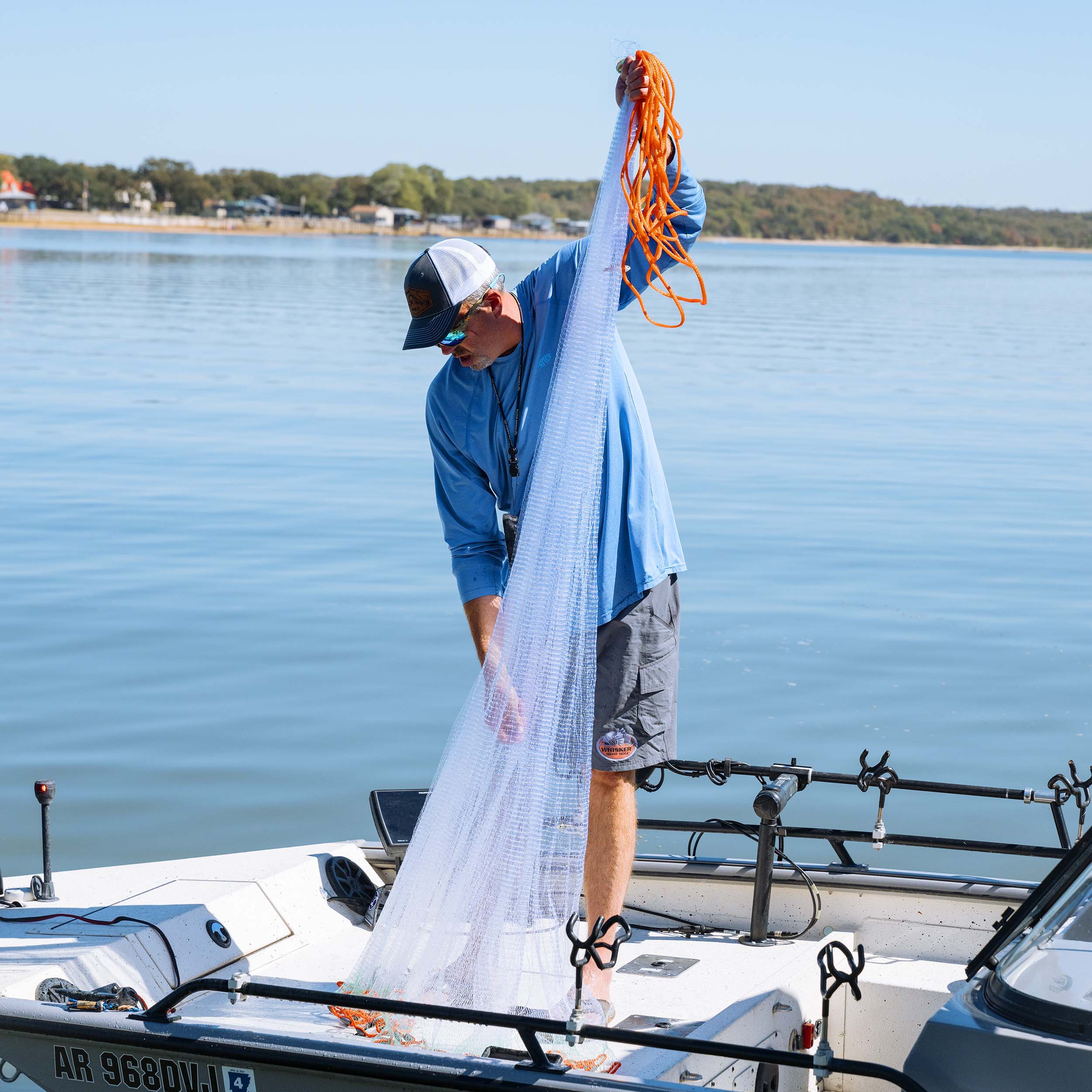 Proper technique for holding your net in preparation to throw