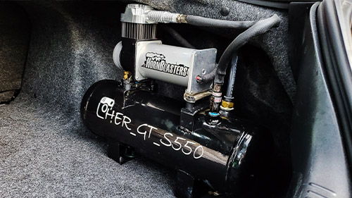 Liza's 2017 Mustang GT Train Horn Install