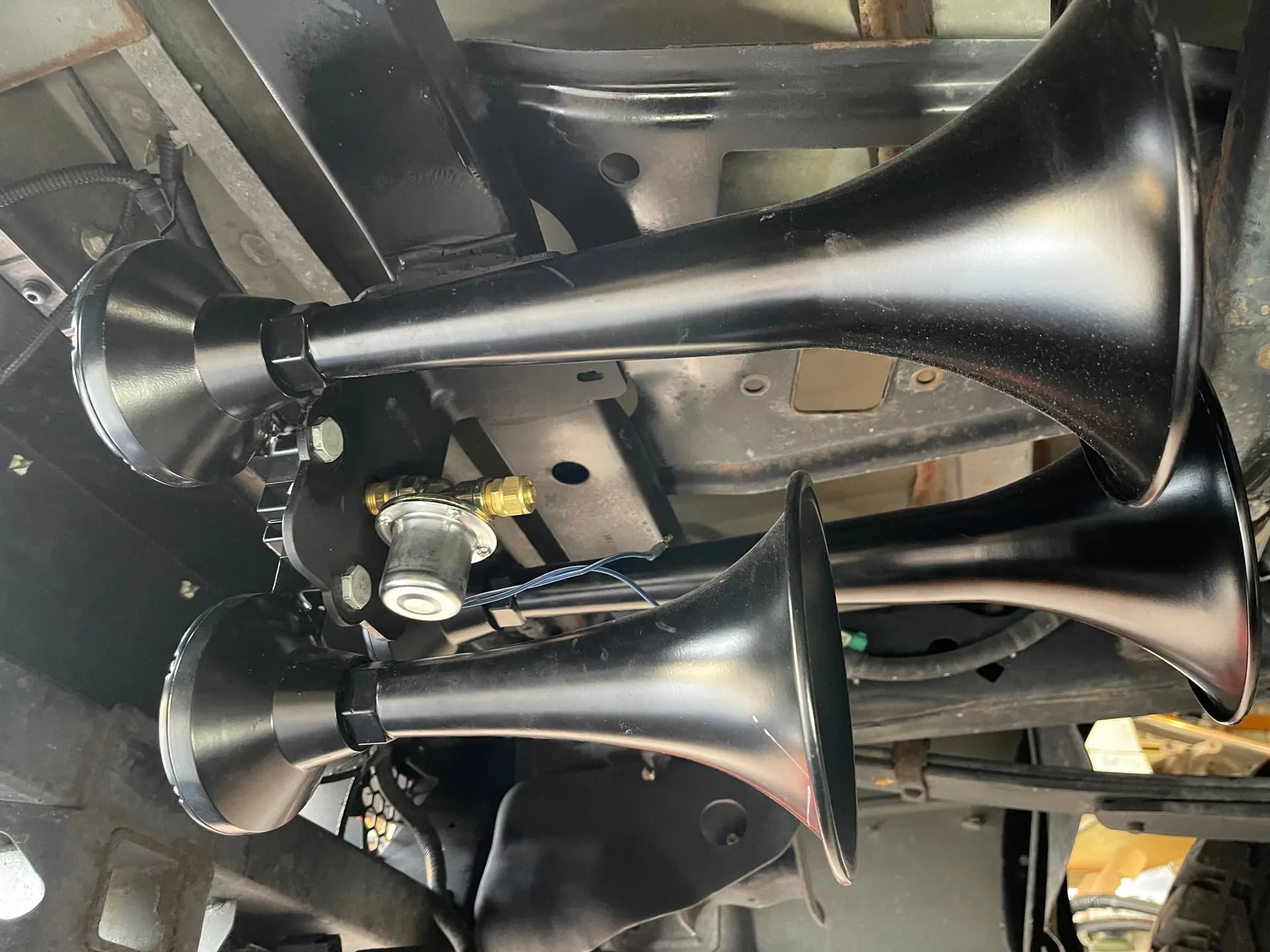 Timothy's 2013 Ford F150 Train Horn Install