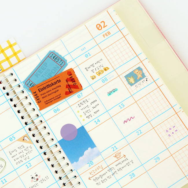 Monthly plan - Romane 2020 Eat play work 365 dated daily diary planner
