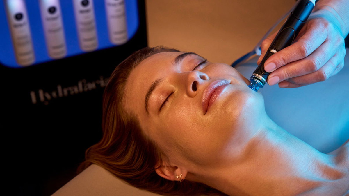Advanced facial HydraFacial treatment