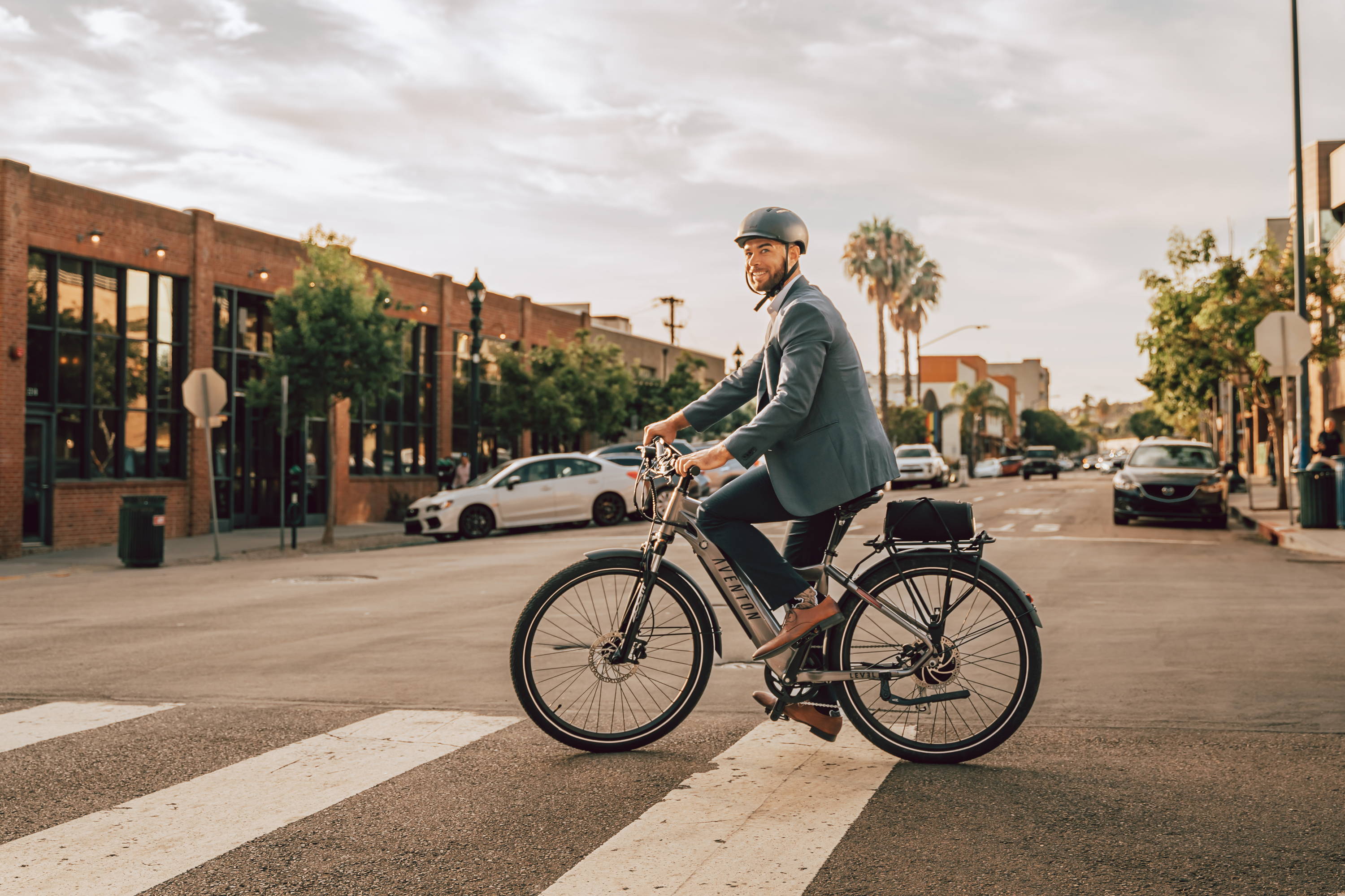 Shared Sidewalk Bikes Yield (Cyclists & Pedestrian Symbol)