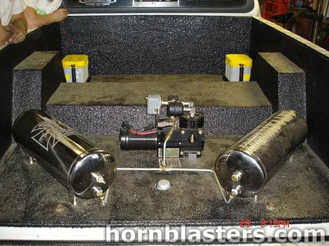 Noel's 2000 Ford F150 Super Cab Train Horn Install