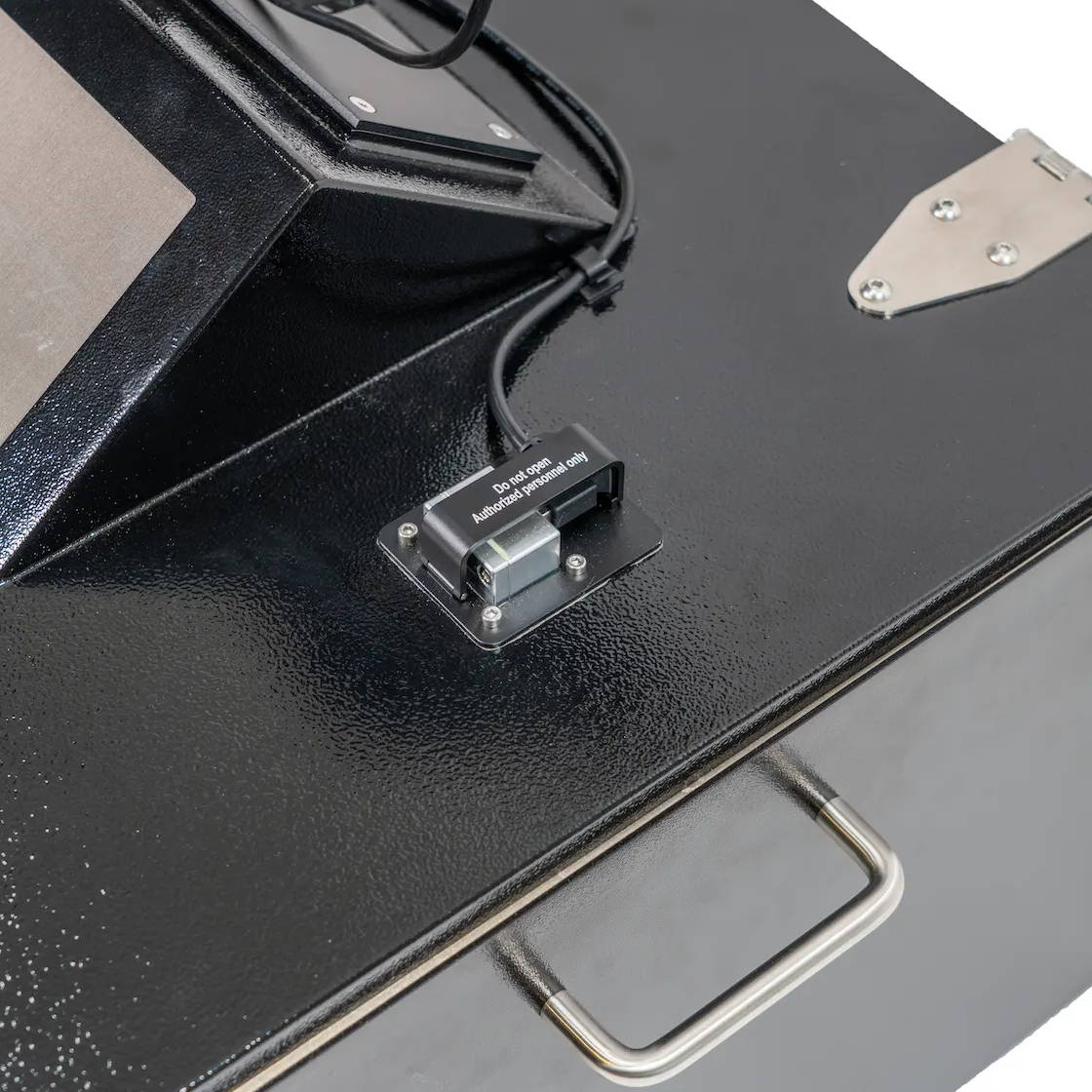 Shielded USB filter passing through the BlockBox Lab XL lid to connect the internal camera to the external tablet