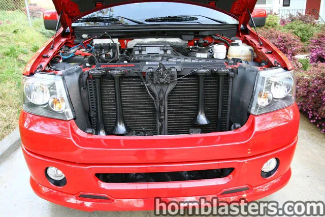 Stephen's 2008 Ford F150 SuperCrew Cab Train Horn Install
