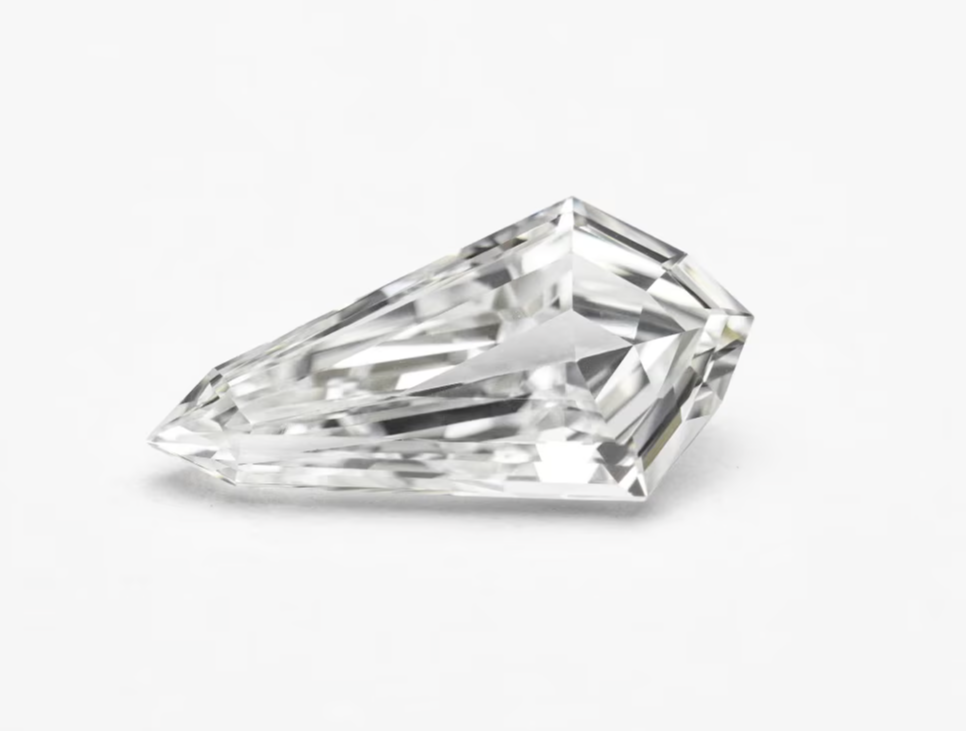White brilliant kite cut diamond