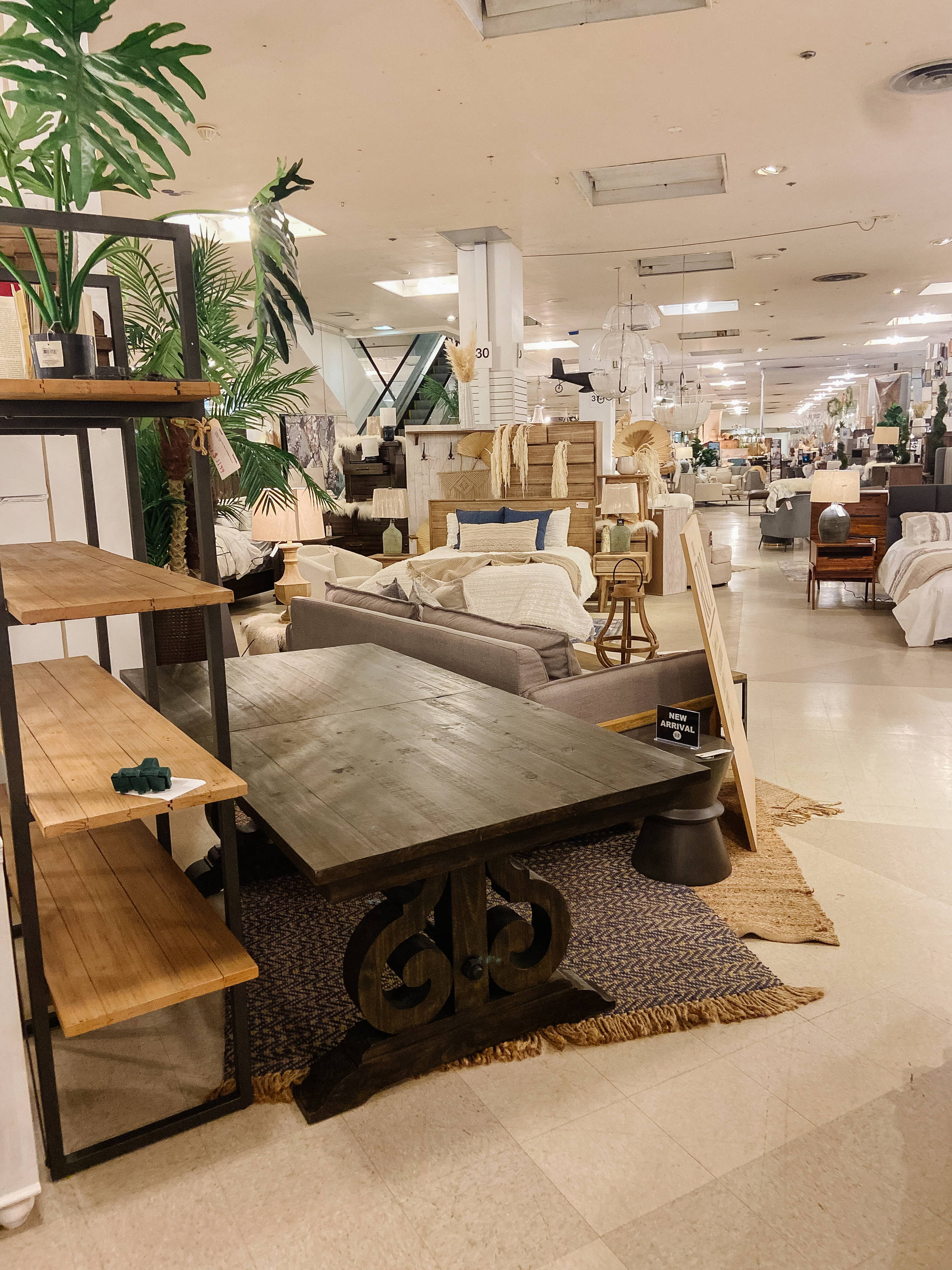 Choose the Right Furniture Store for Your Home in Calgary