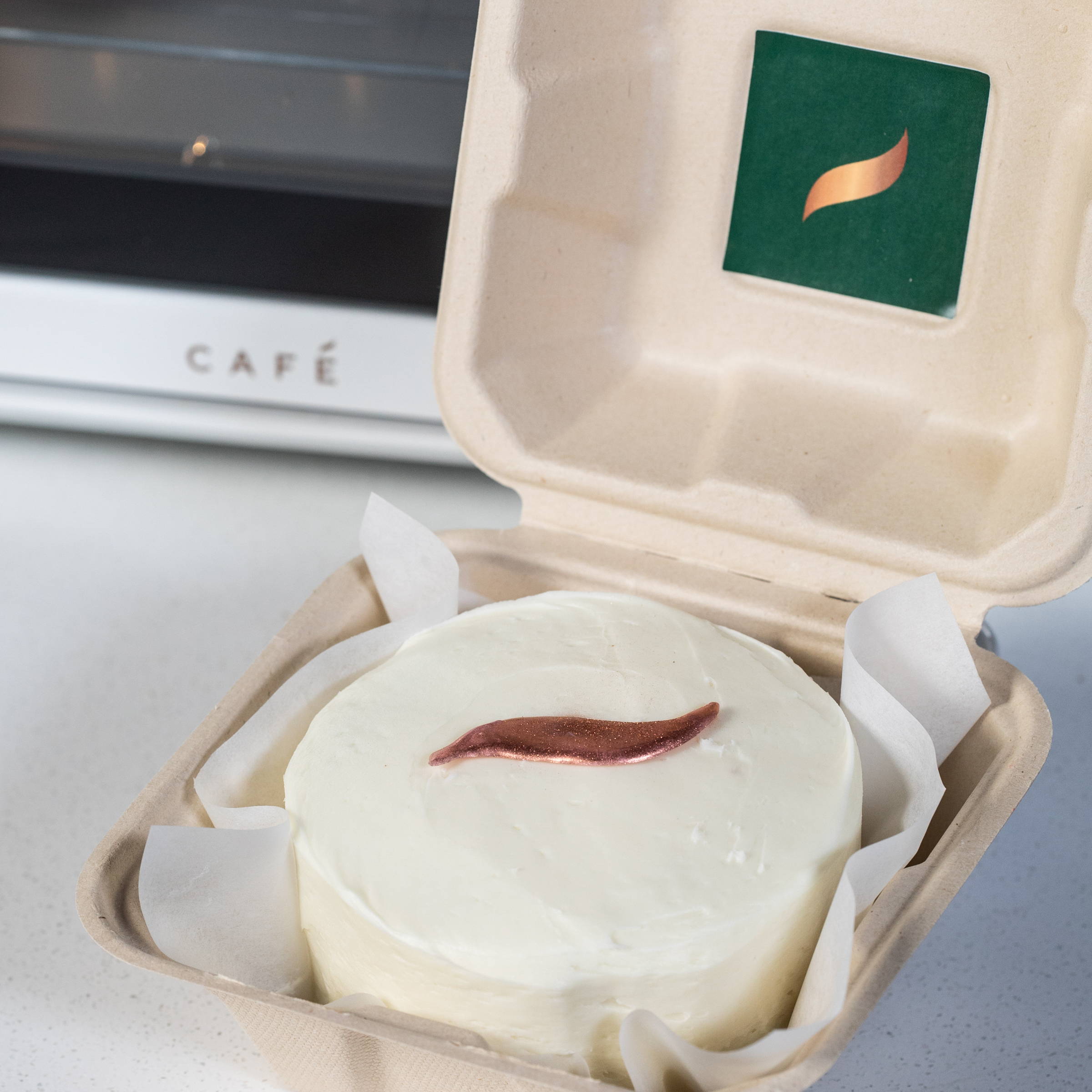 Lunchbox cake with cream cheese frosting