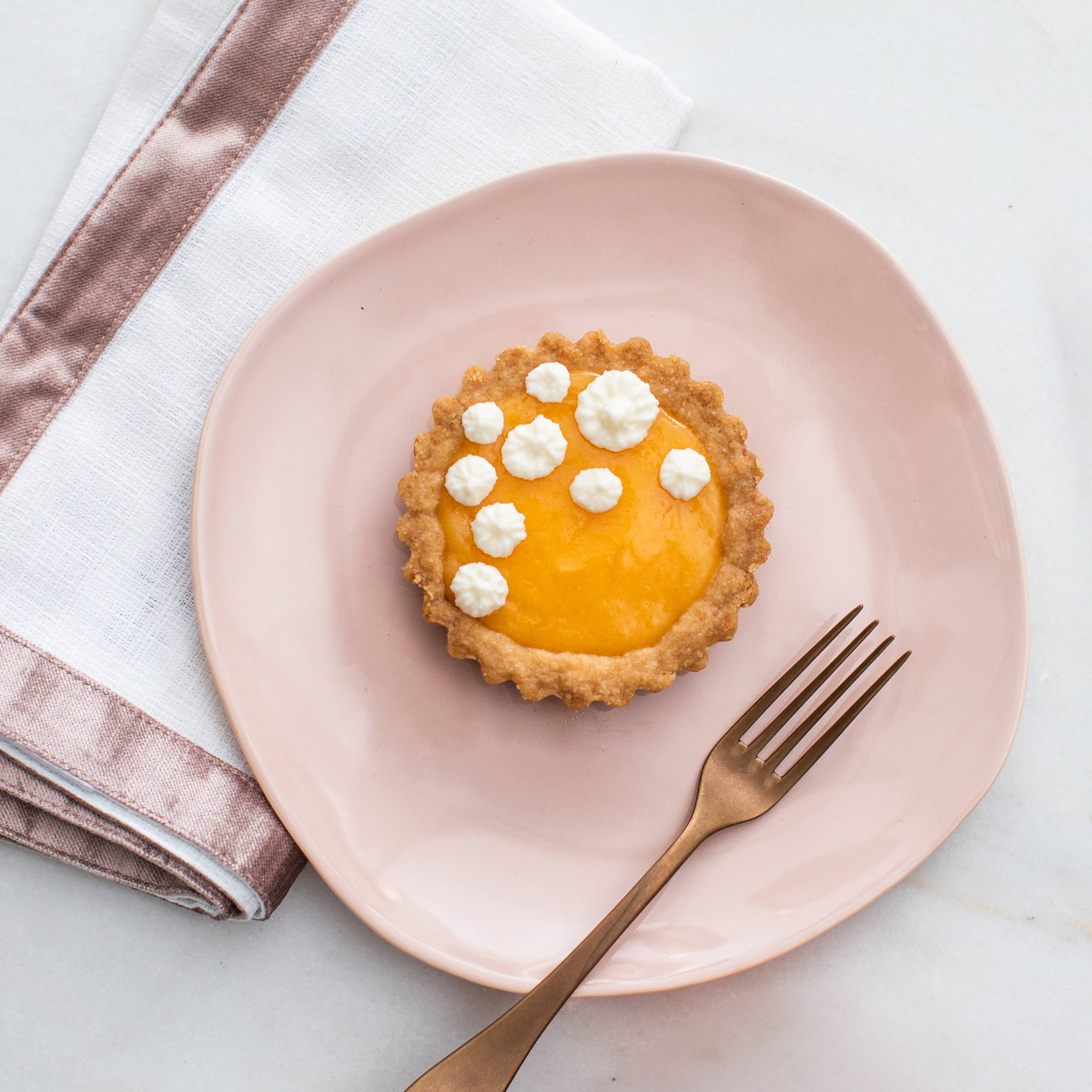 Grapefruit Curd Tartlet