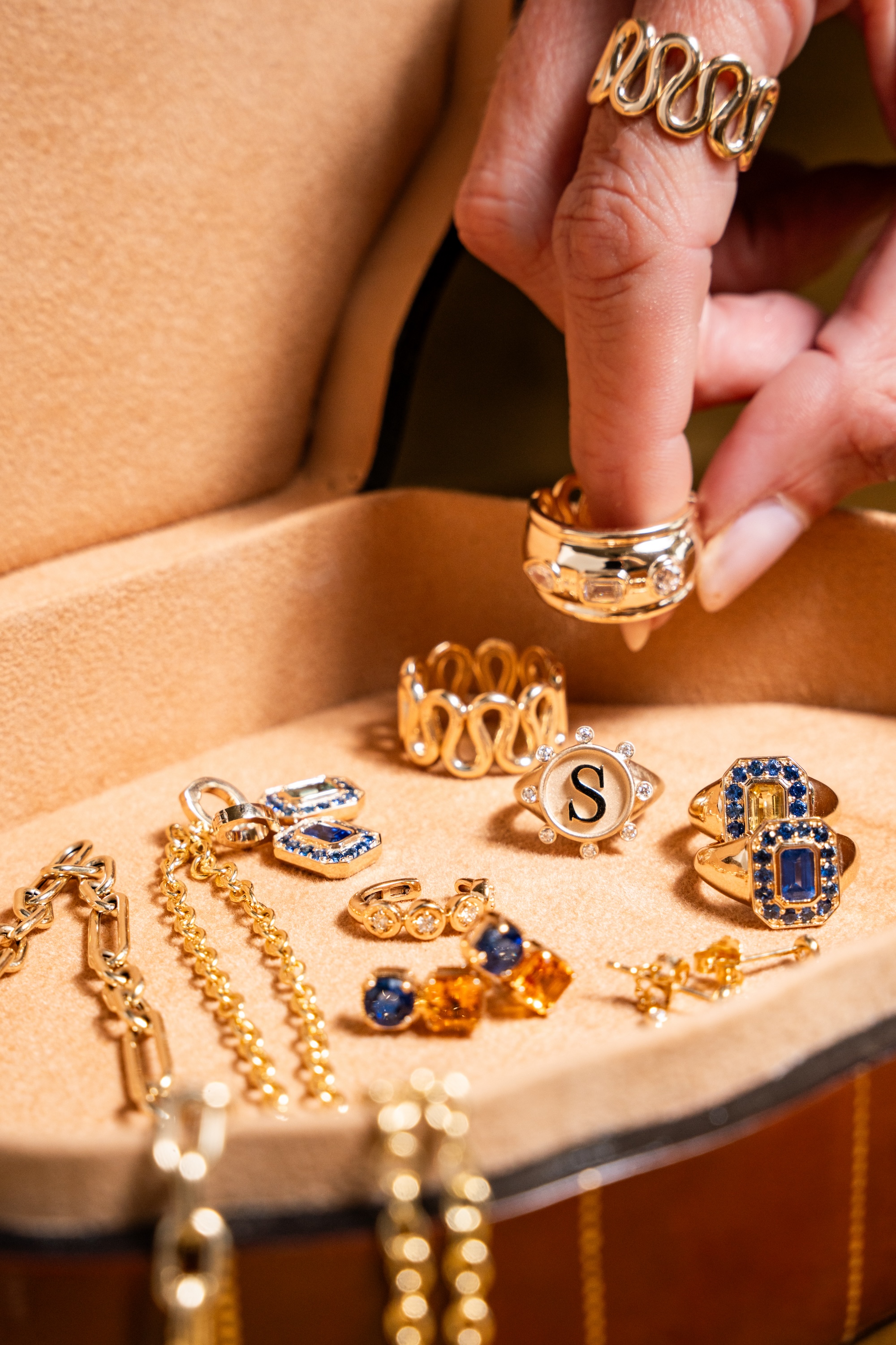 sara ferguson henri noel jewelry