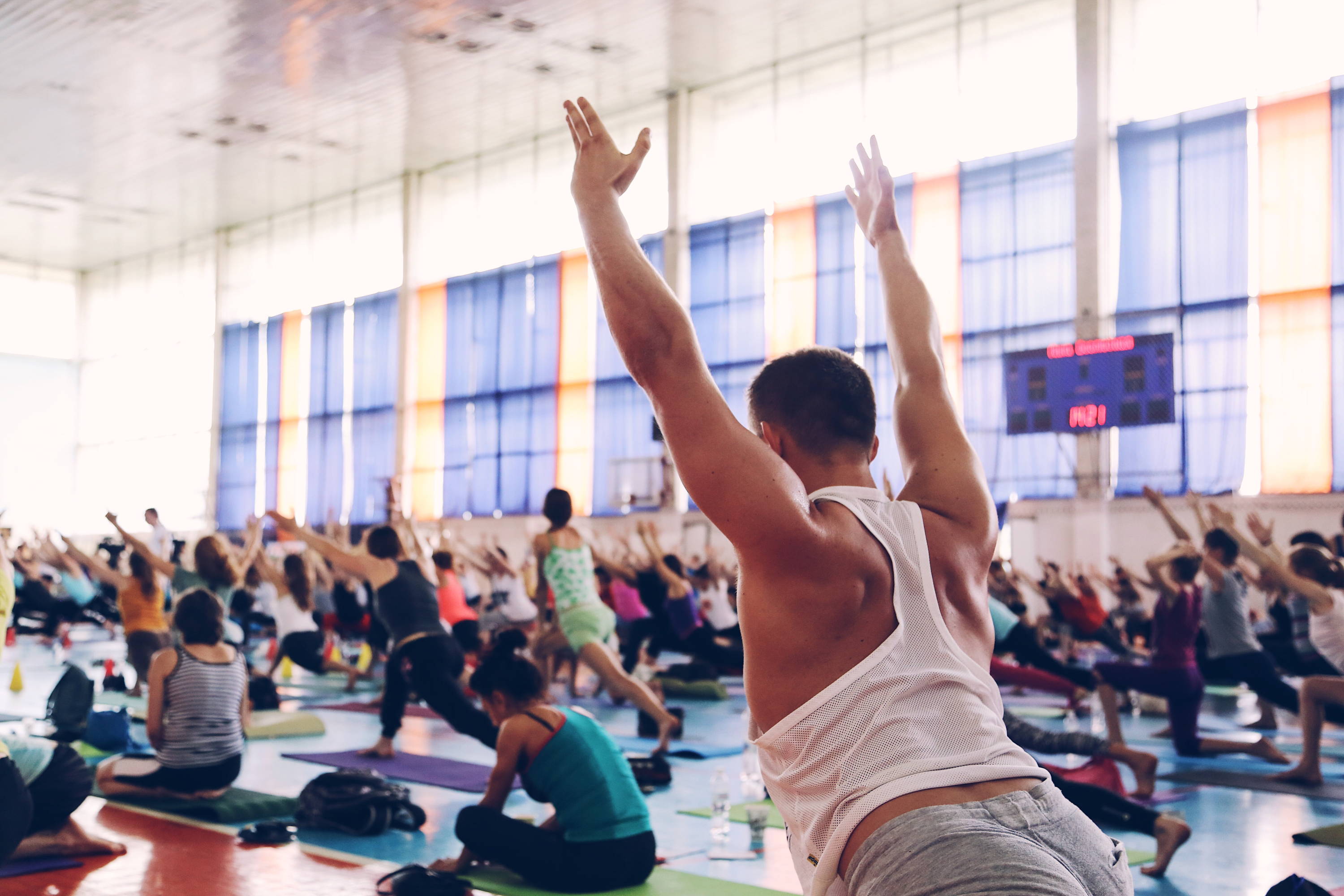 Allonger la colonne vertébrale avec Sushumna l Mukha Yoga