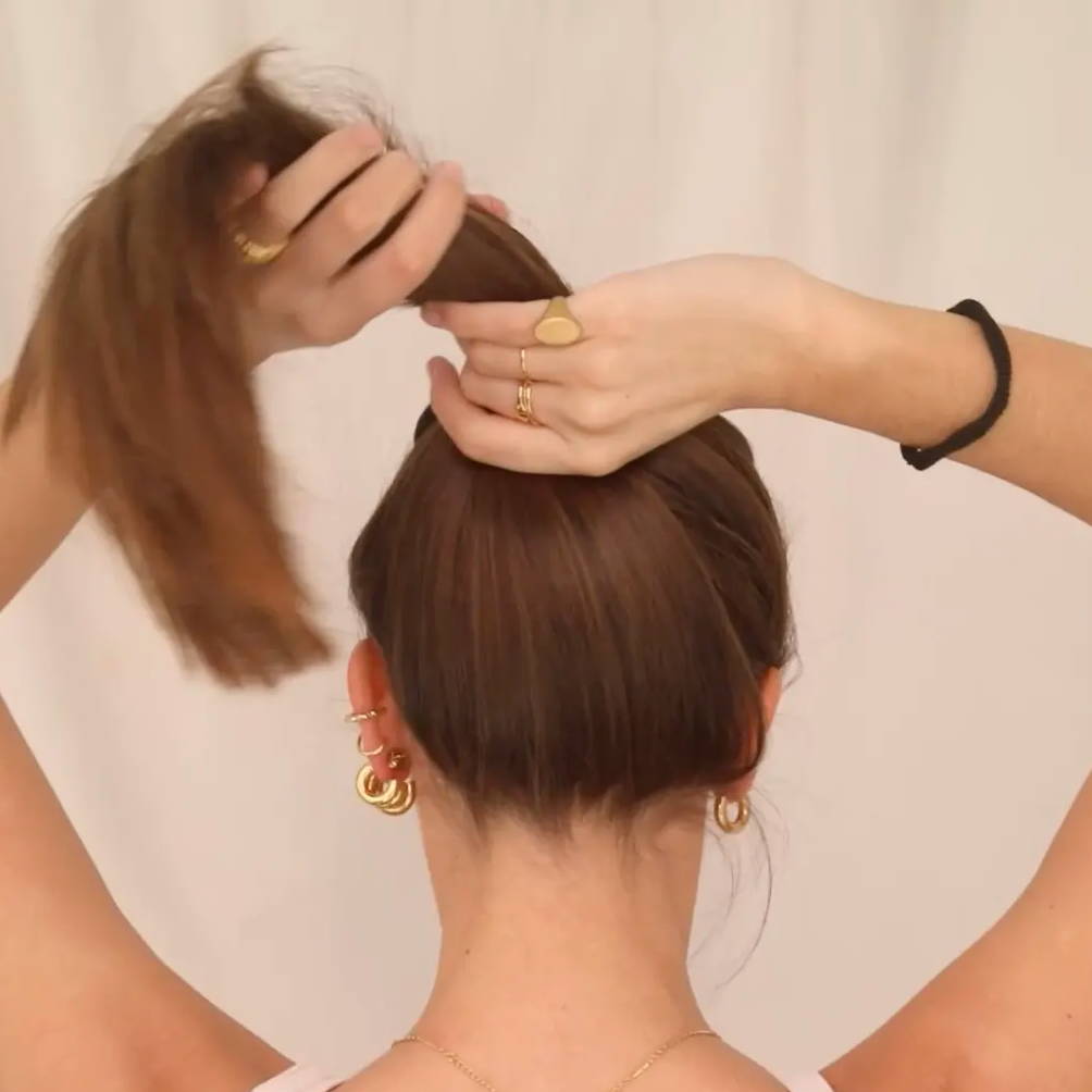How to: make a easy bun hairstyle – Hey Harper
