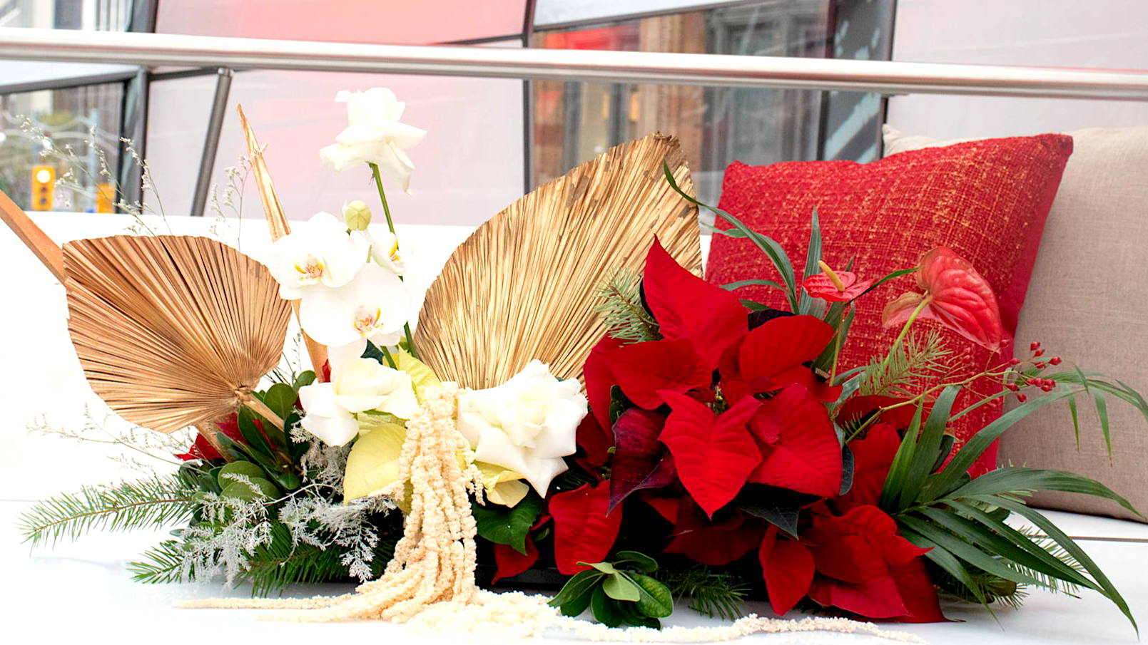 White, Red and Gold Holiday Arrangement