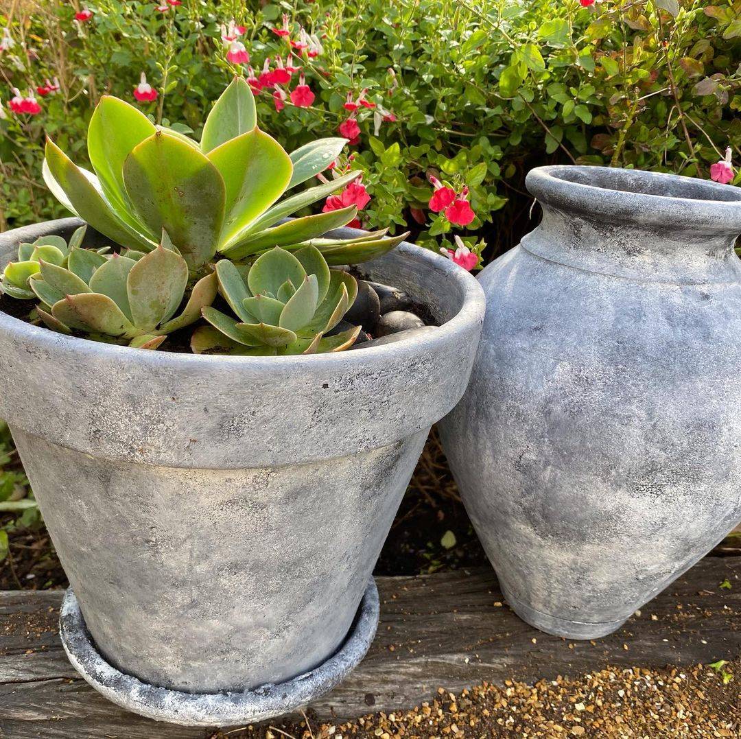 Desert Landscape Terracotta Painted Succulent Pots Handpainted Ceramic Pottery for Gardening and White Gray Gold