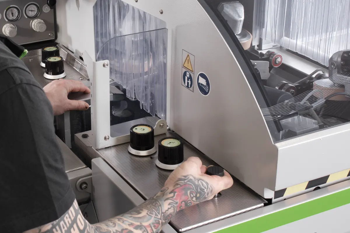 Wintersteiger TrimJet Racing in operation with ski tech