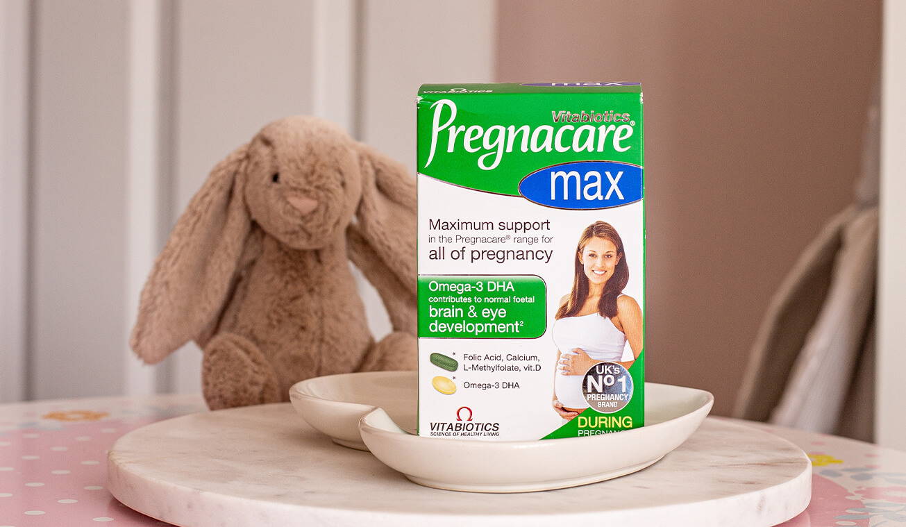 Pack On Pregnacare Max On Table