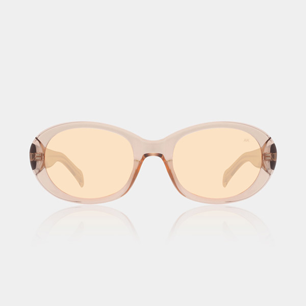 A product image of the A.Kjaerbede Anma sunglasses in Champagne.