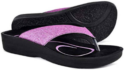 thong sandals for wide feet