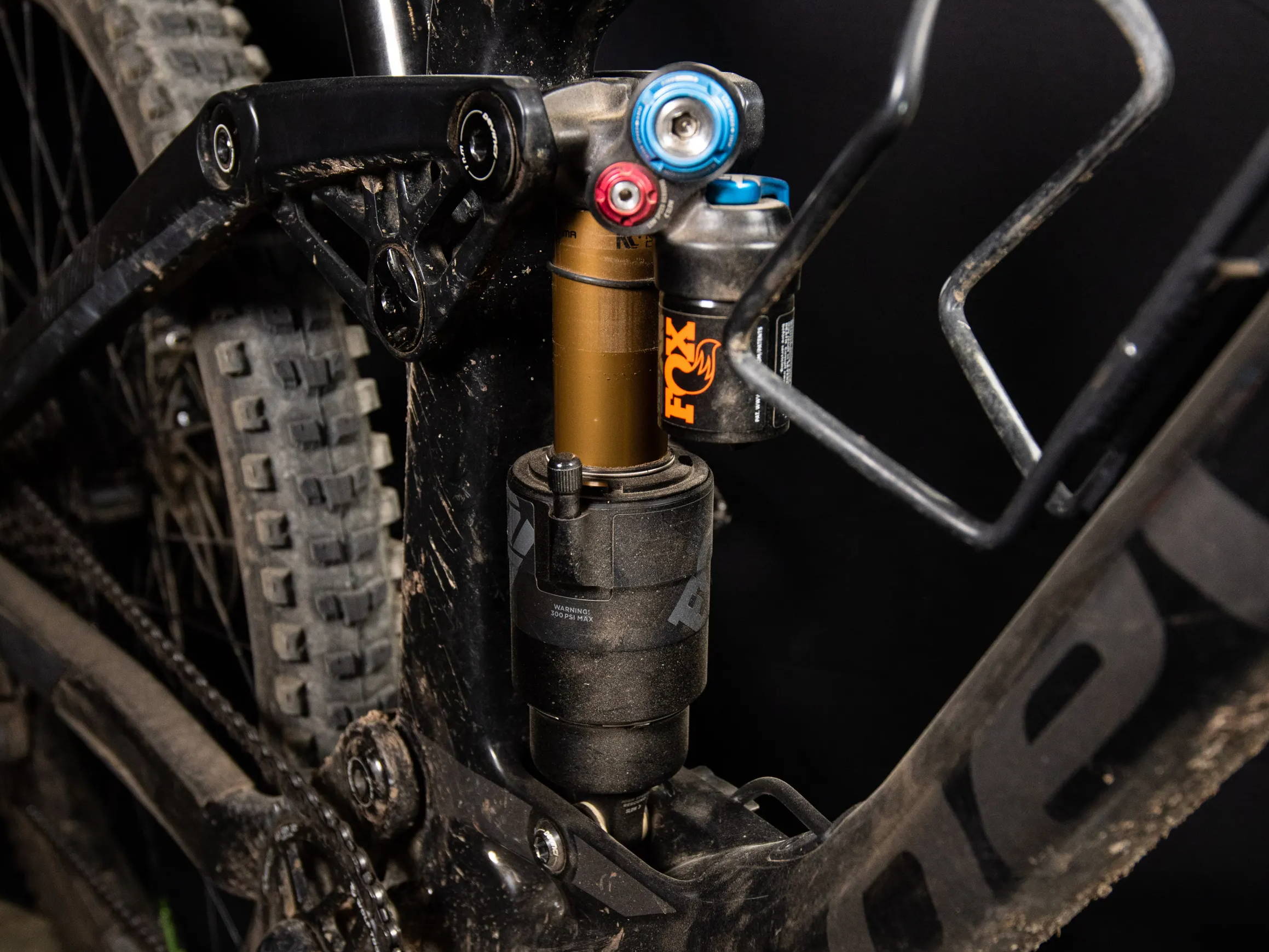 Fox Float X2 mountain bike rear shock installed on a Devinco Spartan