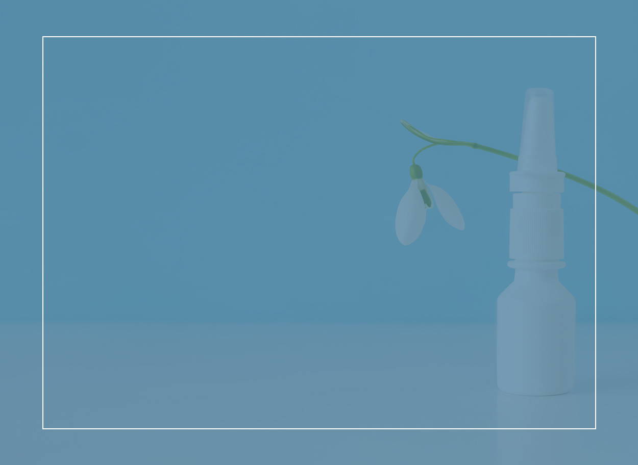 Les sprays nasaux à la cortisone sont des médicaments anti-inflammatoires contre les allergies et peuvent soulager les symptômes du rhume des foins.