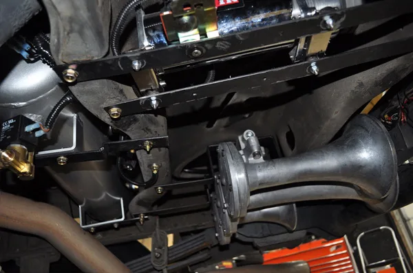 Air system and plumbing detail from Nick's Ram 2500 train horn install